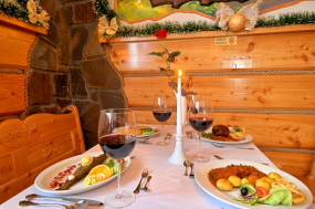 ZBOJECKI DWORПольшадағы Татри тауларындағы пансионаттар Буковина Татрзанскадағы демалыс орны